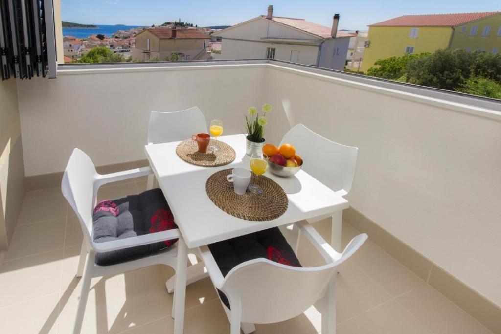 Royal Primosten Apartment Exterior photo